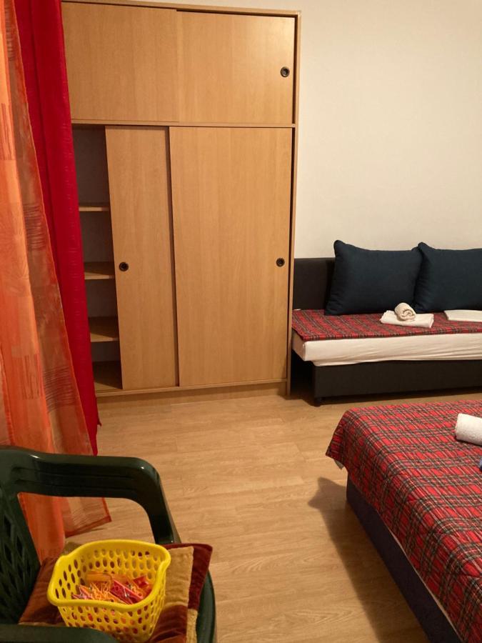 Apartments Hrnjic Umag Ngoại thất bức ảnh