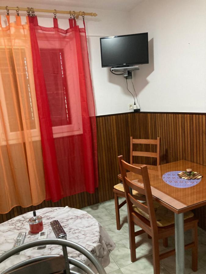 Apartments Hrnjic Umag Ngoại thất bức ảnh