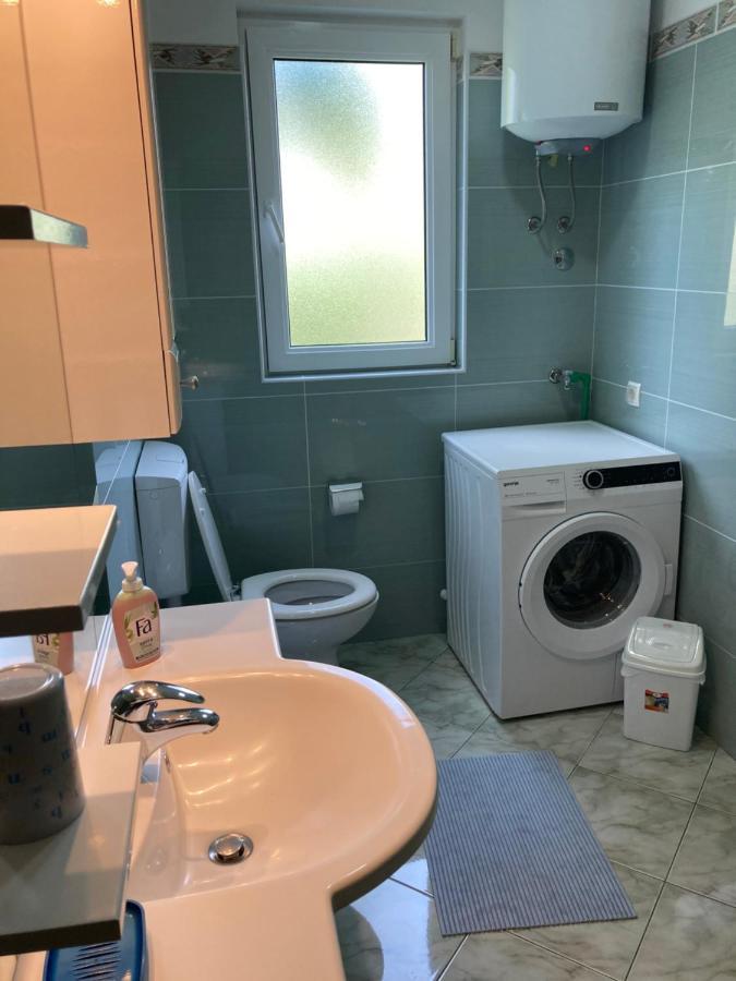 Apartments Hrnjic Umag Ngoại thất bức ảnh