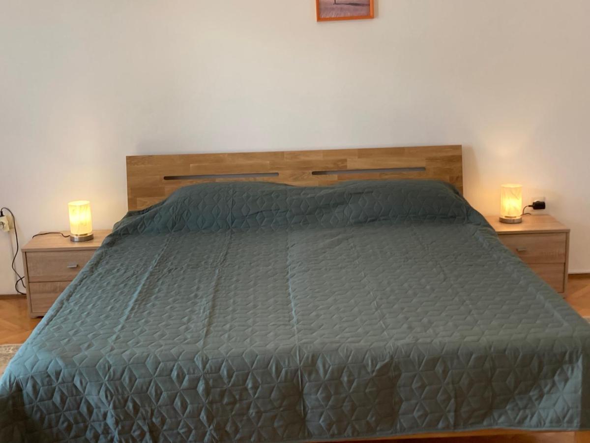 Apartments Hrnjic Umag Ngoại thất bức ảnh